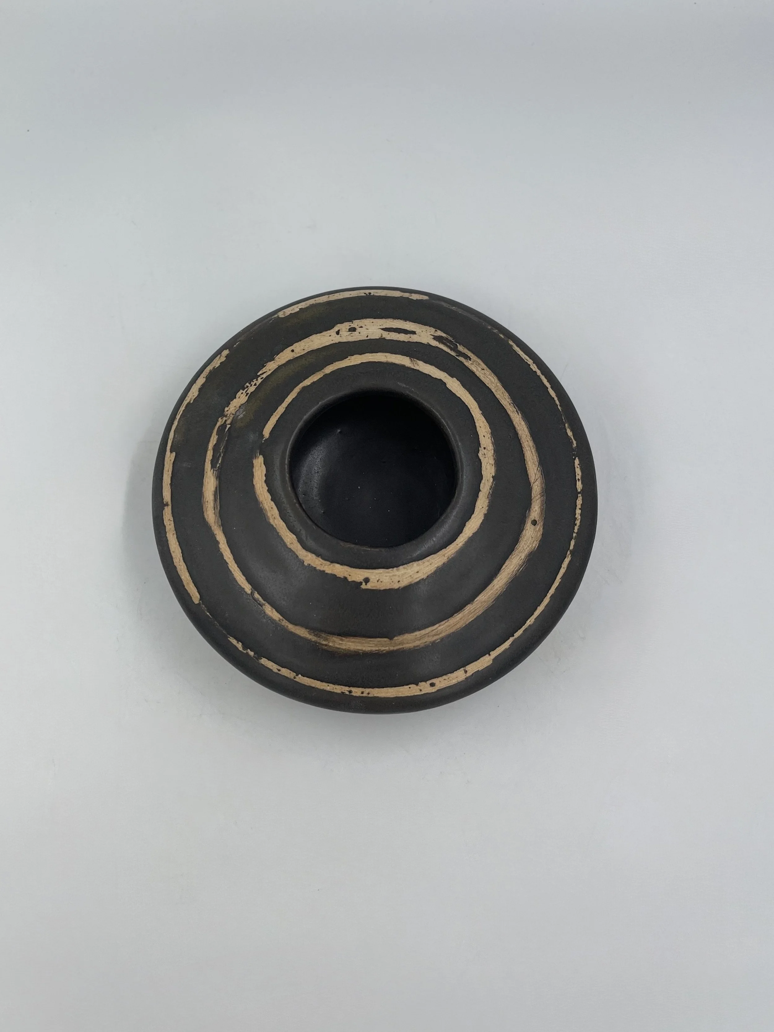 Circling, 2025, stoneware, by Ayse Akdemir